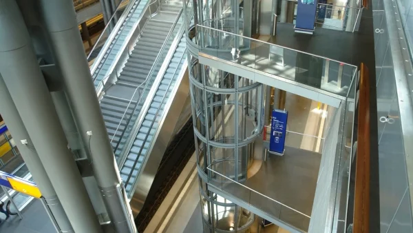 Referenzen - Verkehr und Flughäfen